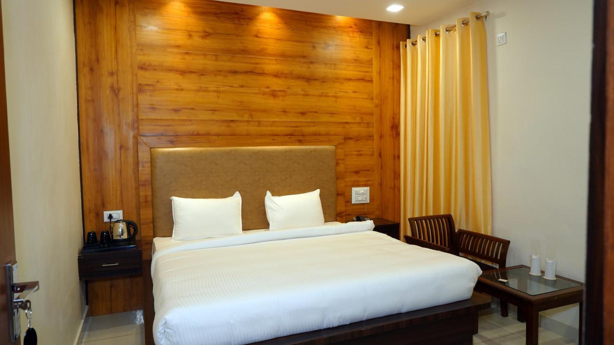 Hotel Park Street ปะทานโกต ภายนอก รูปภาพ